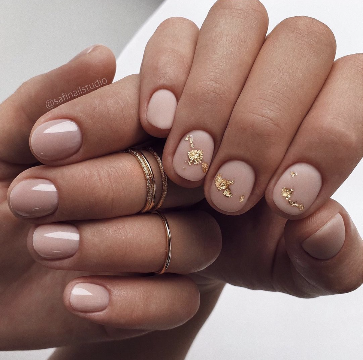 Pale Pink Matte Gold Foil Flake Nails Pale Pink Matte Gold Foil Flake Nails — Aesthetic Winter Nails