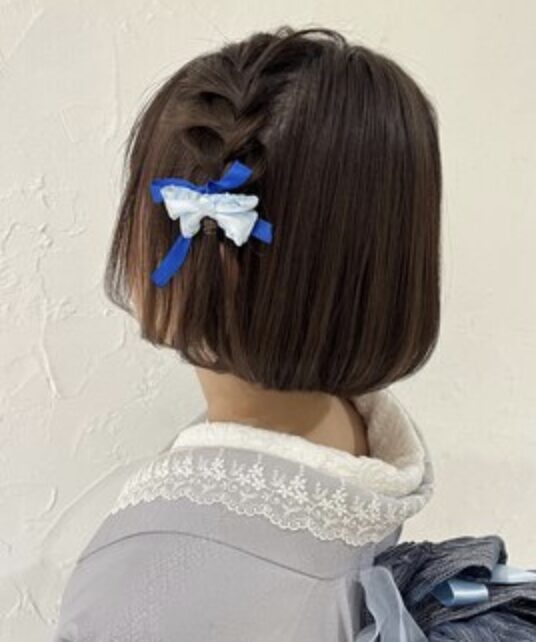 Dark Brown Bob With Accent Braid Dark Brown Bob With Accent Braid — Cute Winter Hairstyles