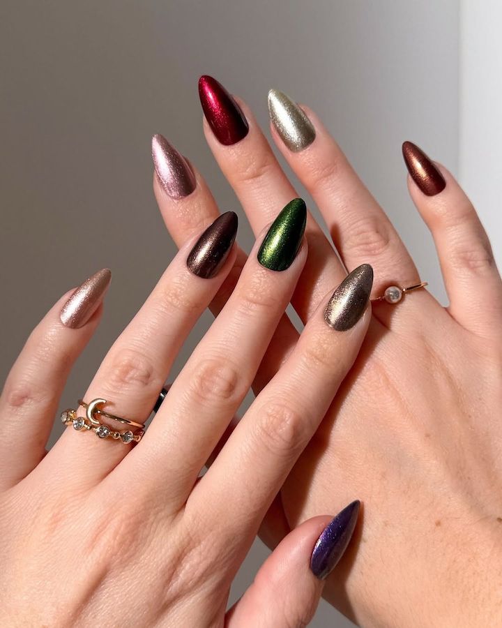 5 Celebrity Manicurist-Approved Holiday Nail Ideas to Wear This Season | ELLE Canada Magazine | Beauty, Fashion and Lifestyle Trends & Celebrity News