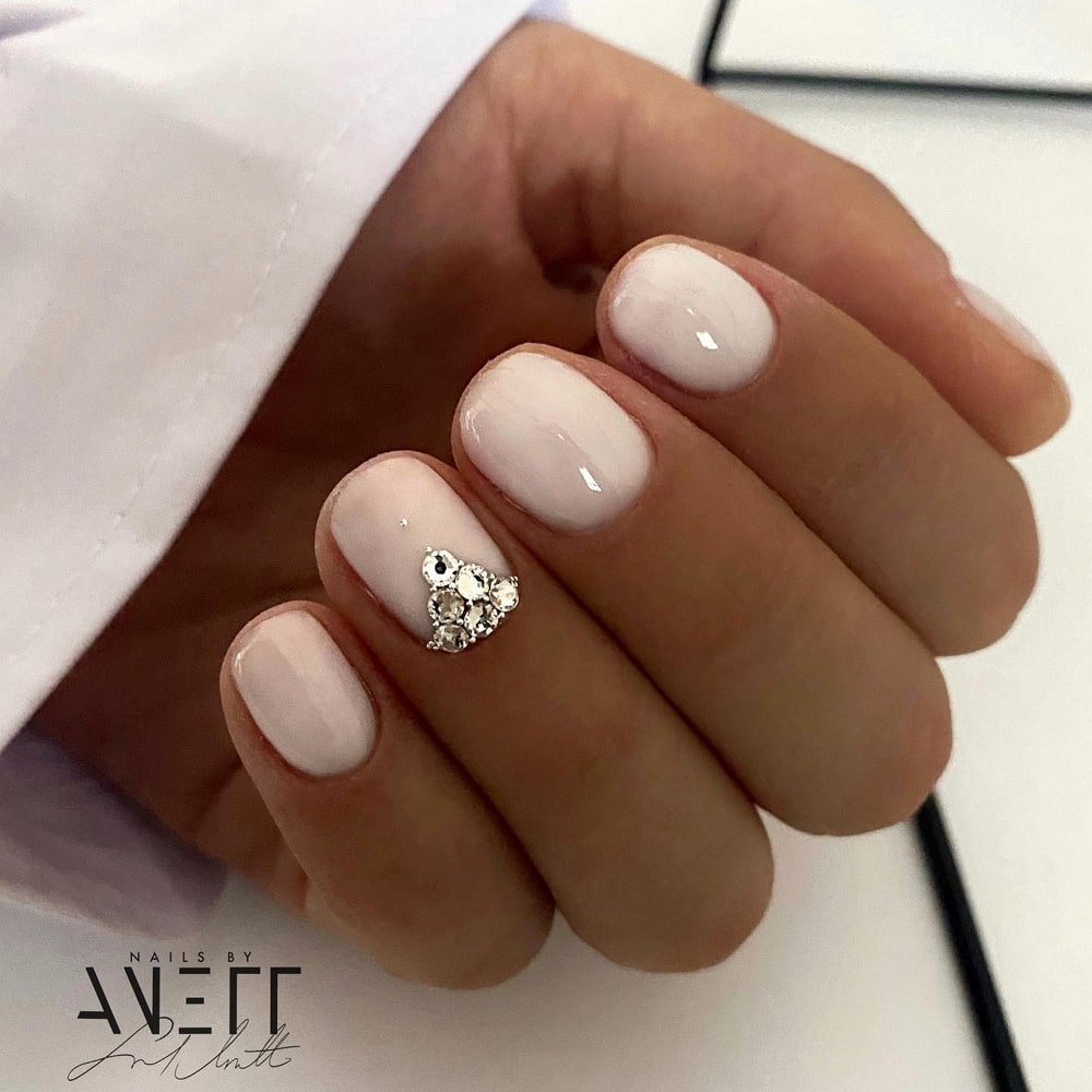 Neutral Visual Idea Neutral Visual Idea — Milky White Nails