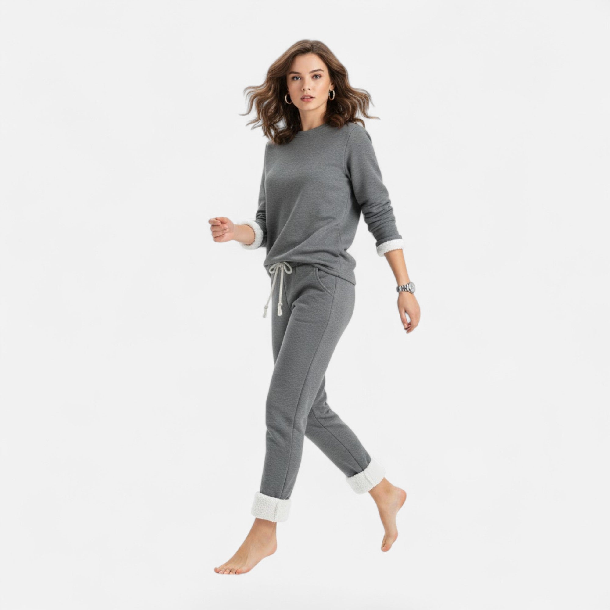 Grey Crewneck Sweatshirt with Sherpa Trim Grey Crewneck Sweatshirt with Sherpa Trim — Loungewear Outfits