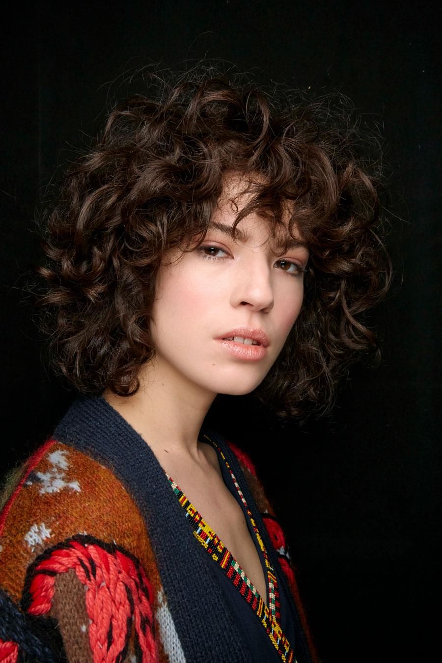 Thick Curly Bob With Side Part Thick Curly Bob With Side Part — Winter Hairstyles for Curly Hair