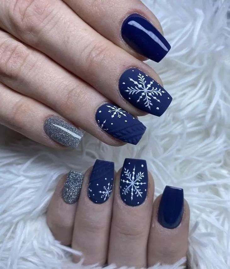 Christmas Visual Idea Christmas Visual Idea — Cute Christmas Nails 2026