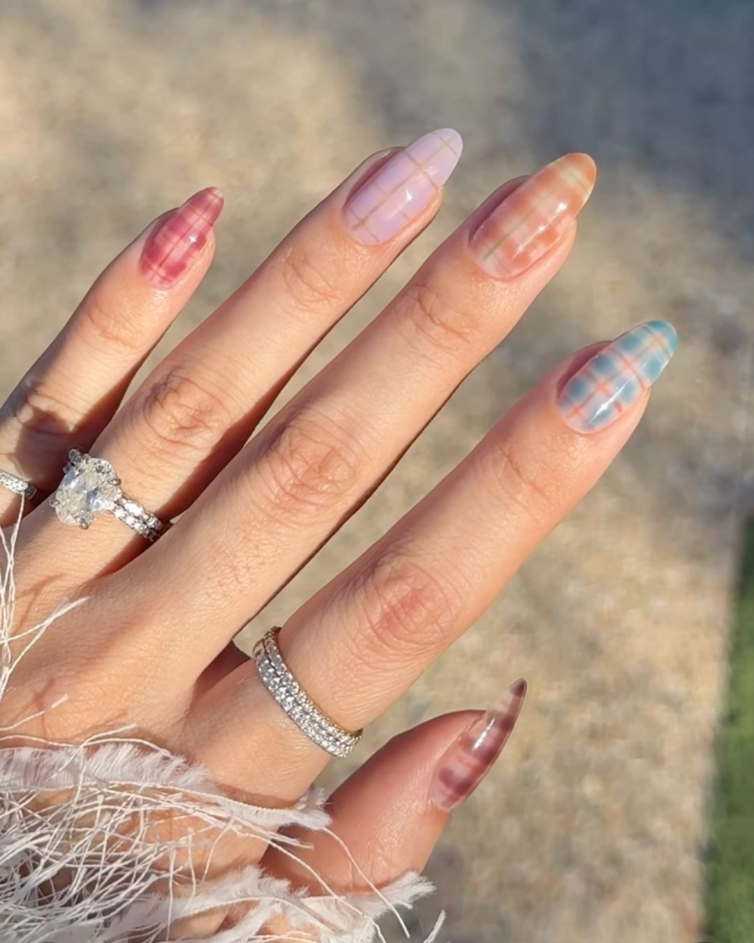 Pastel Plaid Medium Stiletto Pastel Plaid Medium Stiletto — Winter Plaid Nails