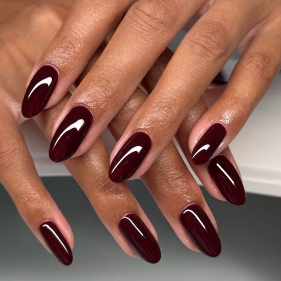 Luxurious Wine Red Medium Almonds Luxurious Wine Red Medium Almonds — Wine Christmas Nails 2026
