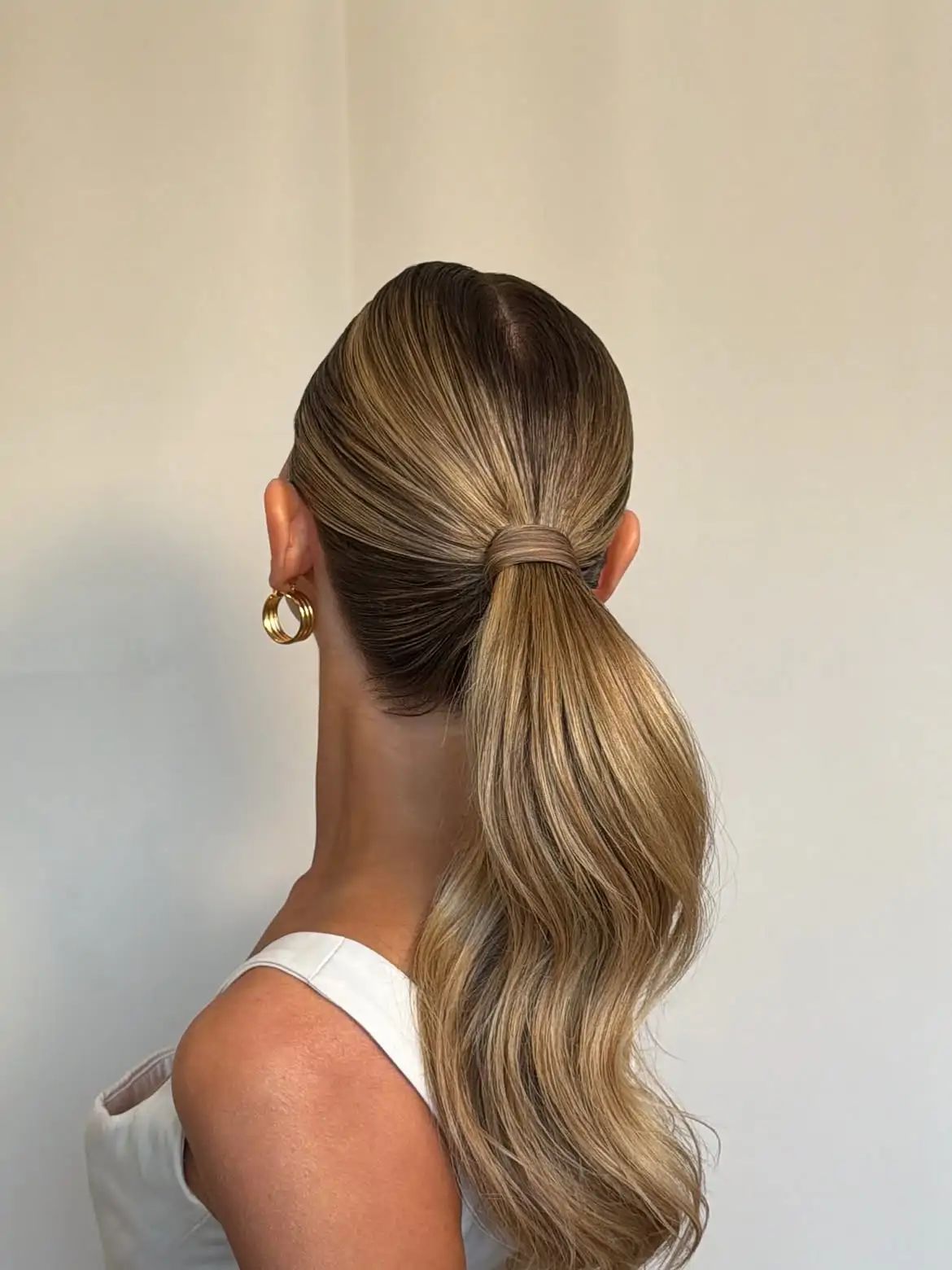 Recogidos para pelo largo: recomendaciones e ideas para un peinado elegante y en tendencia