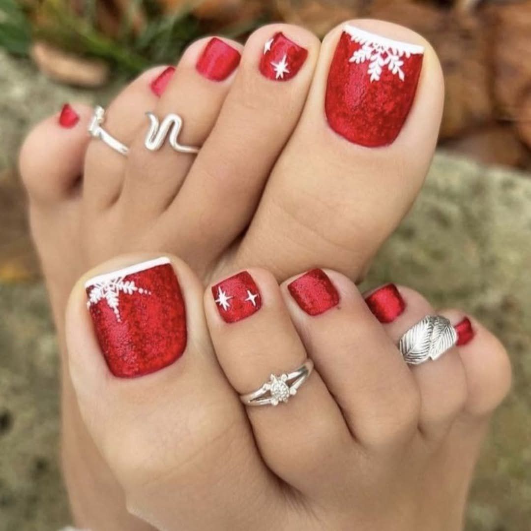 Snowflake Art on Glitter Red Toes Snowflake Art on Glitter Red Toes — Christmas Pedicure 2026