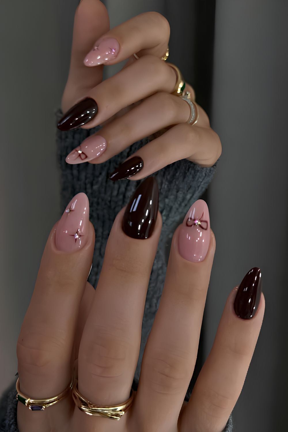 Small Rhinestones And Bow Charms Visual Idea Small Rhinestones And Bow Charms Visual Idea — Winter Date Night Nails