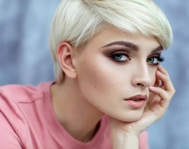 Platinum Pixie With Swept Bangs Platinum Pixie With Swept Bangs — Short Winter Haircuts