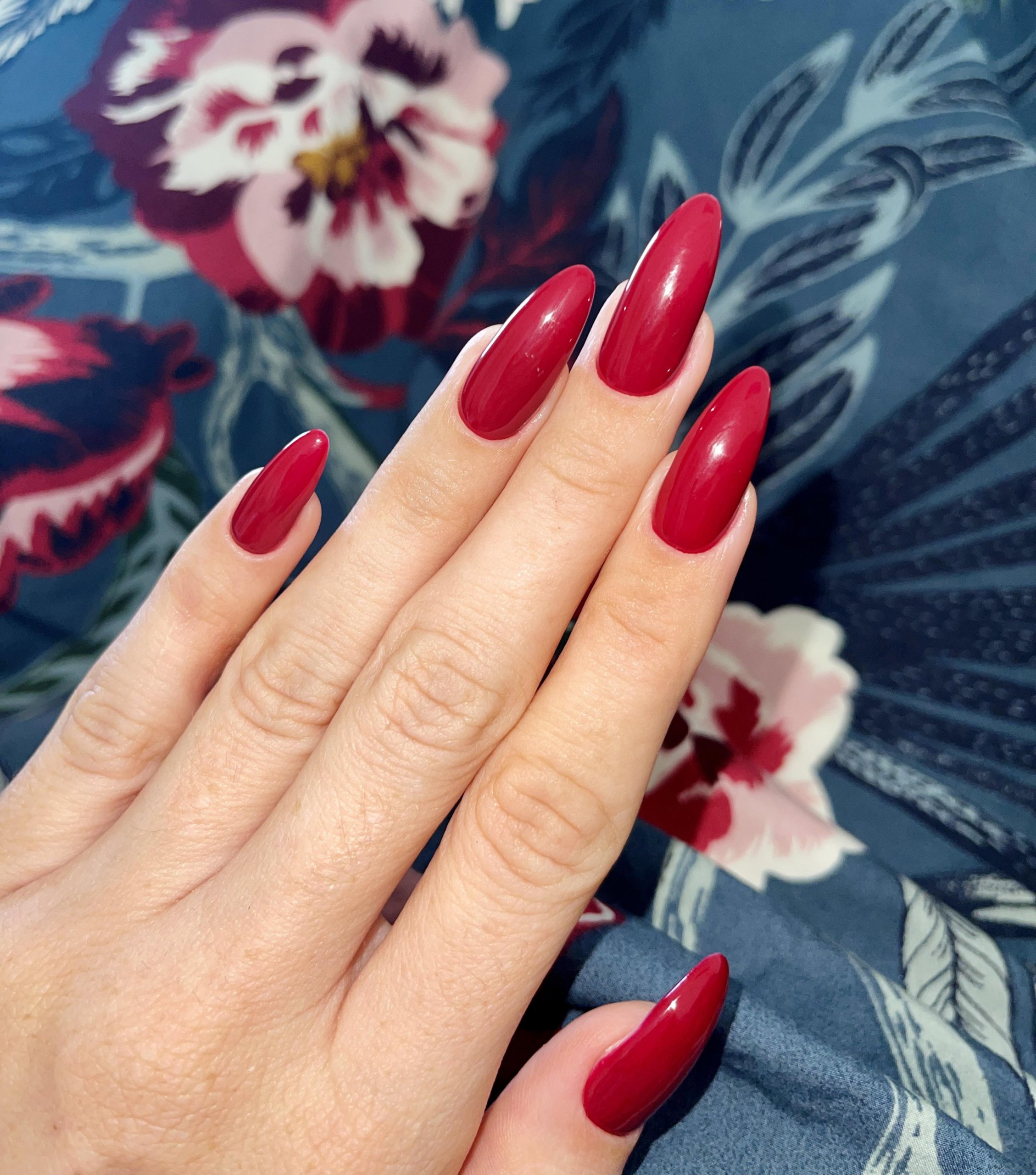 Vibrant Red with Hand-Painted Cherry Art Vibrant Red with Hand-Painted Cherry Art — Cherry Red Nails