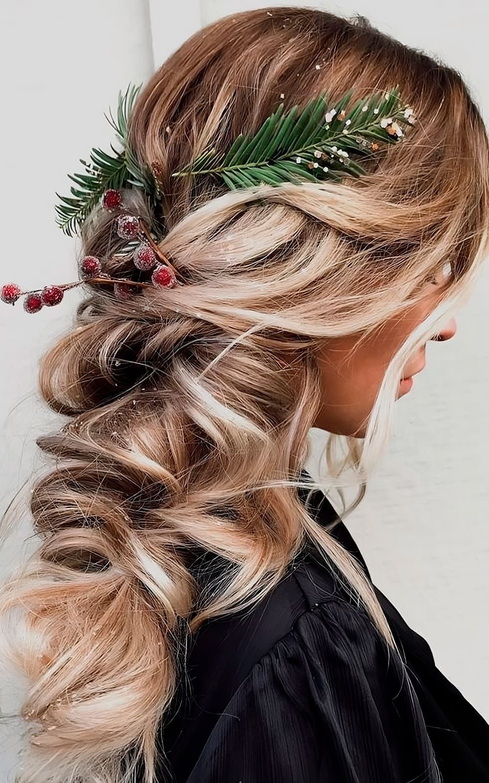 Wavy Updo With Winter Accessories Wavy Updo With Winter Accessories — Winter Hairstyles for Long Hair