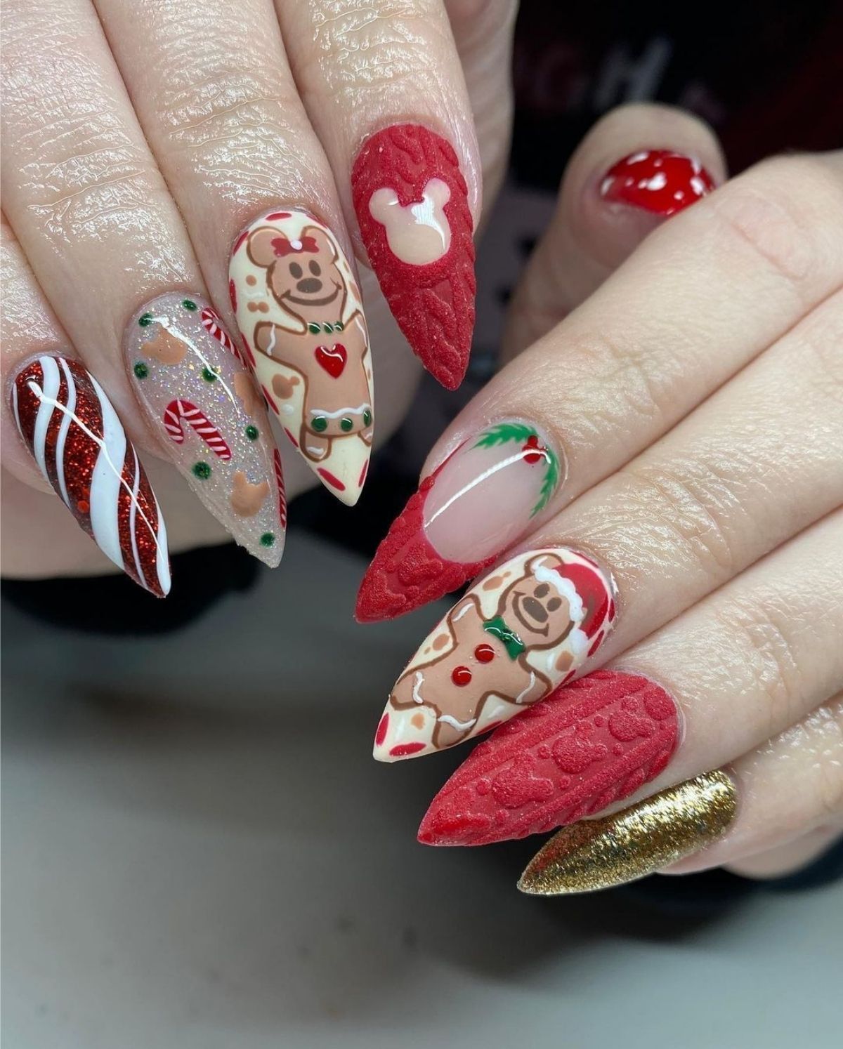 Gingerbread Man and Mickey Ears Stilettos Gingerbread Man and Mickey Ears Stilettos — Disney Christmas Nails 2026