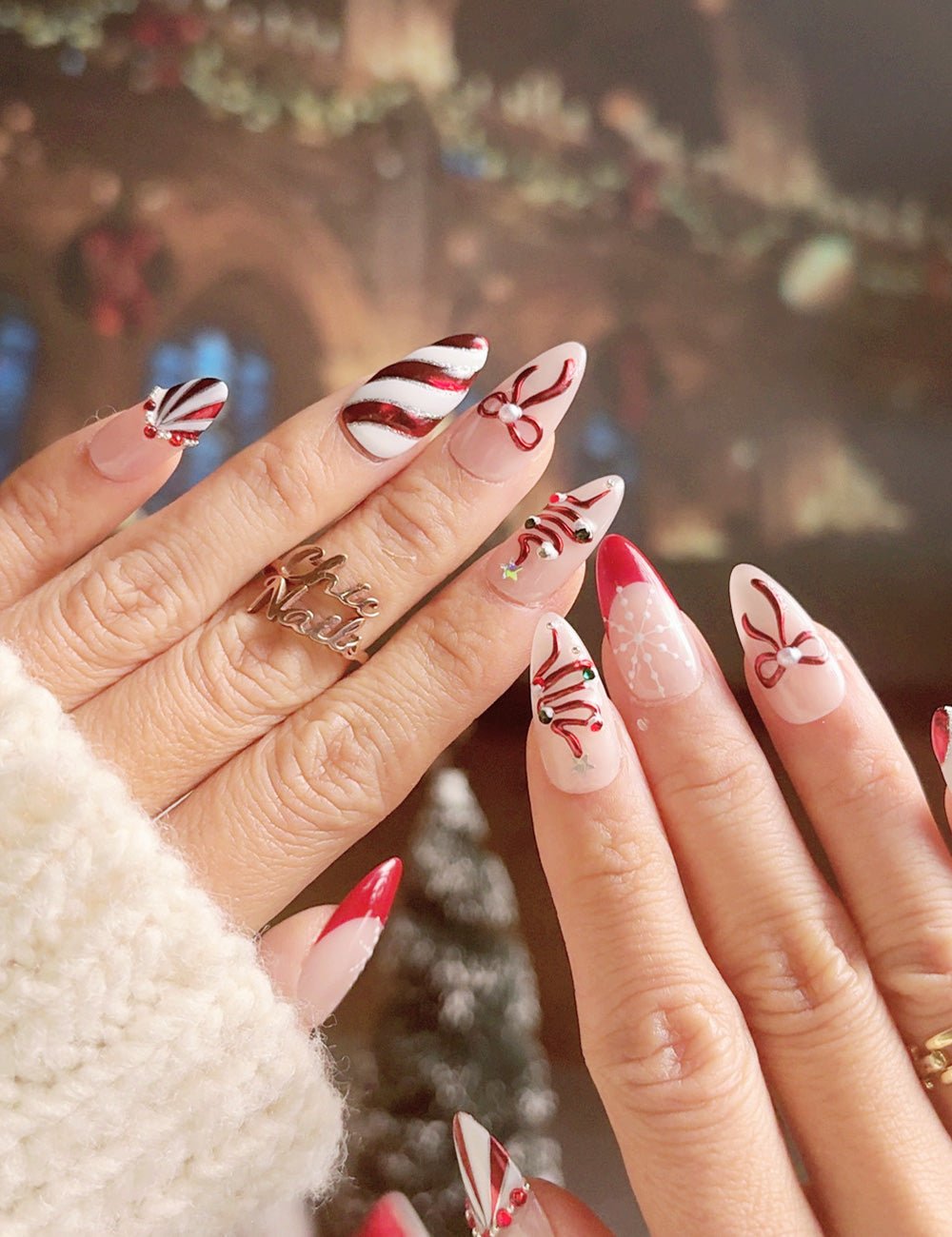 Long Stiletto Christmas Bows and Stripes Long Stiletto Christmas Bows and Stripes — New Years Press On Nails 2027