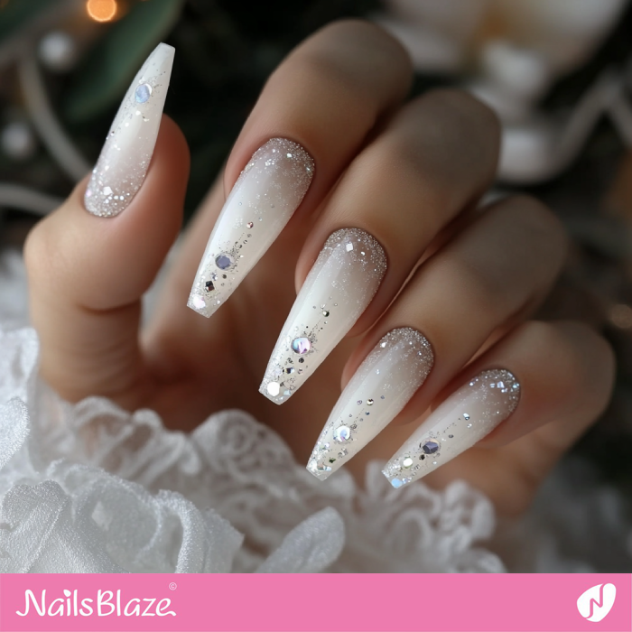 Winter Festive Visual Idea — Long Winter Coffin Nails
