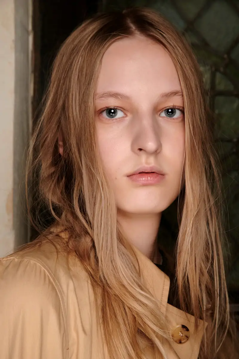 Ash Blonde With Subtle Cool Highlights Ash Blonde With Subtle Cool Highlights — Winter Hair Colors for Blue Eyes