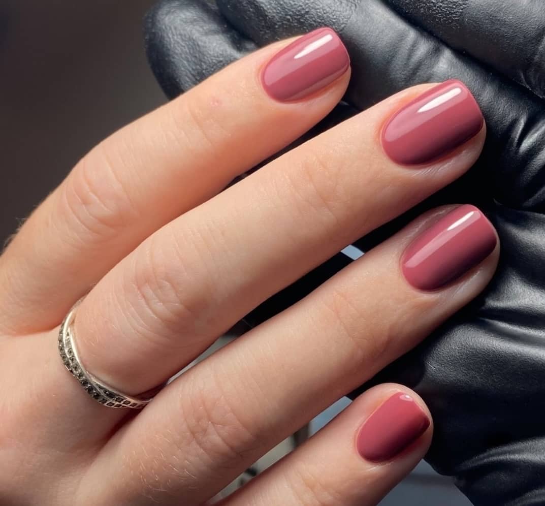 Muted Rose Pink Glossy Squoval Nails Muted Rose Pink Glossy Squoval Nails — Simple Short Winter Nails