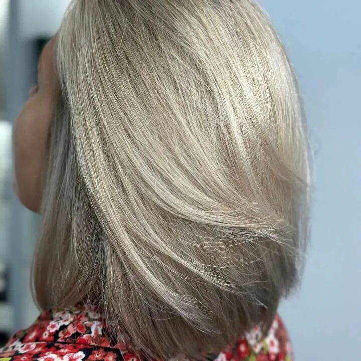 Layered Collarbone Bob With Shadow — Winter Hairstyles for Women Over 40