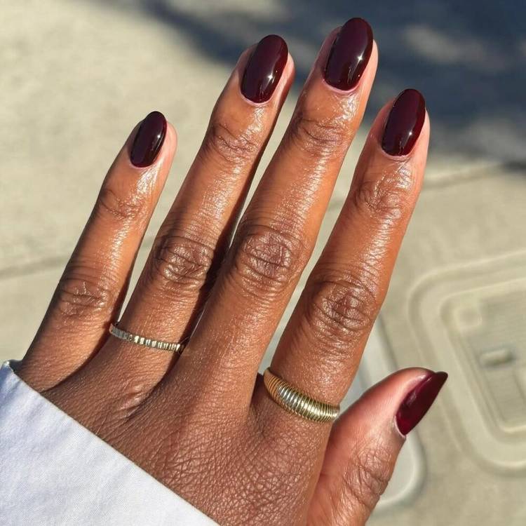 Deep Wine Red Light Beige Short Square Glossy Nails Deep Wine Red Light Beige Short Square Glossy Nails — Winter Nail Colors for Women Over 70