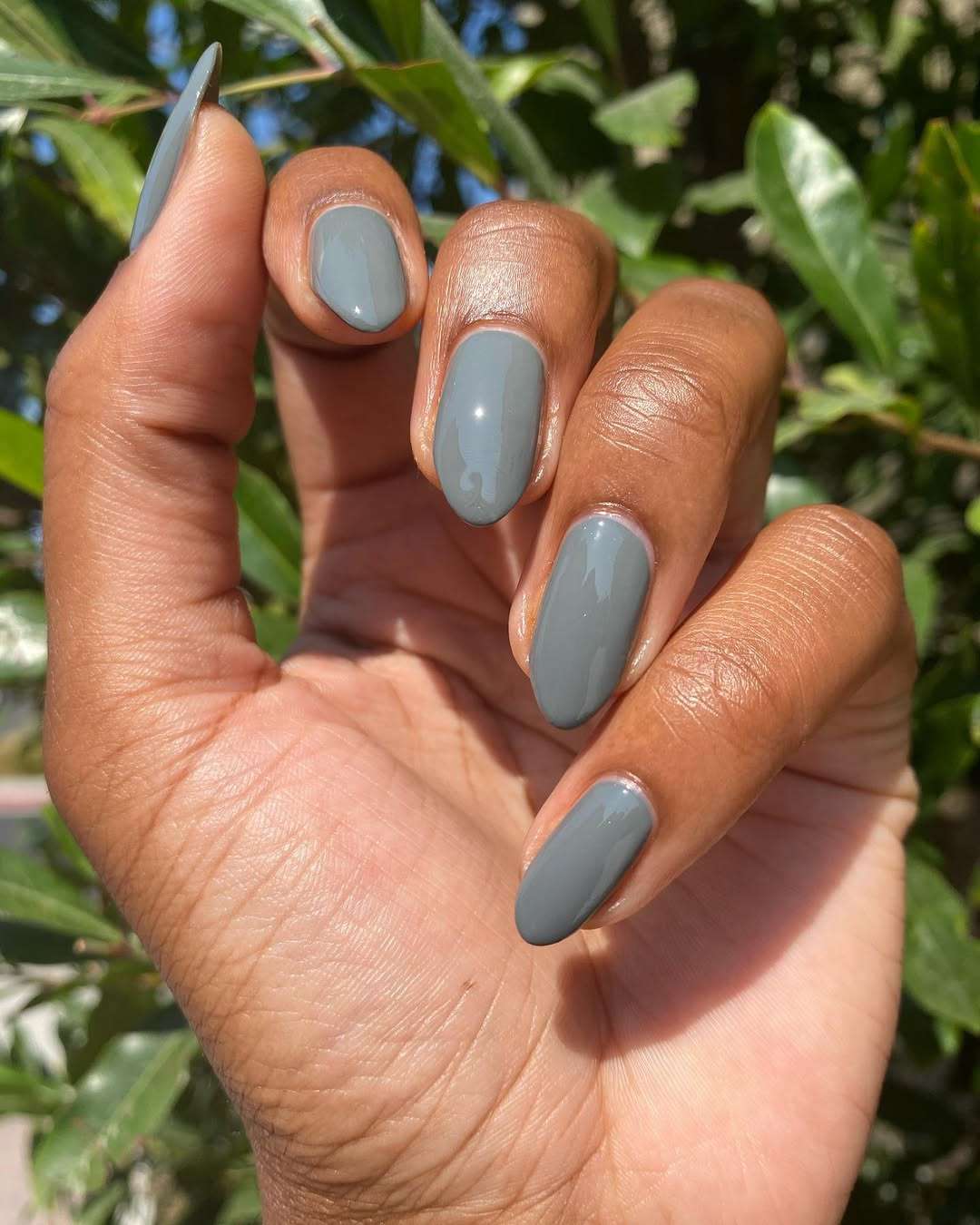 Medium Grey Creme Nails Medium Grey Creme Nails — New Years Nail Colors 2027