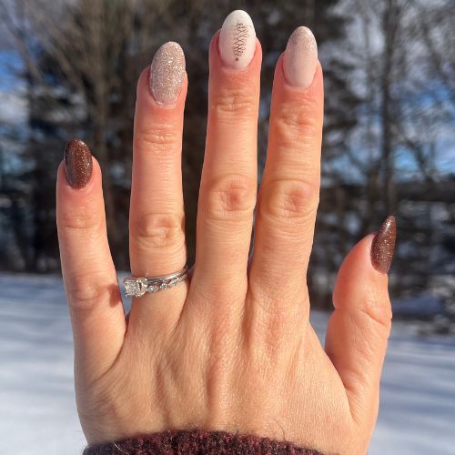 Christmas Visual Idea Christmas Visual Idea — Classy Christmas Nails 2026