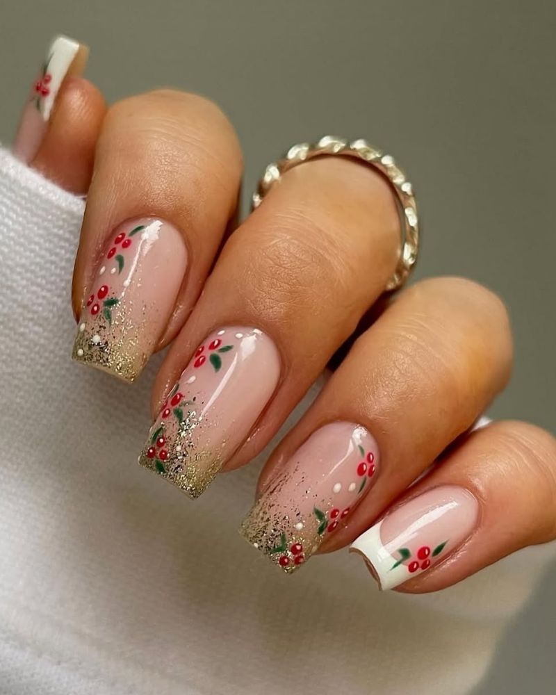 Nude Red Green Gold White Visual Idea Nude Red Green Gold White Visual Idea — Simple Christmas Nails 2026