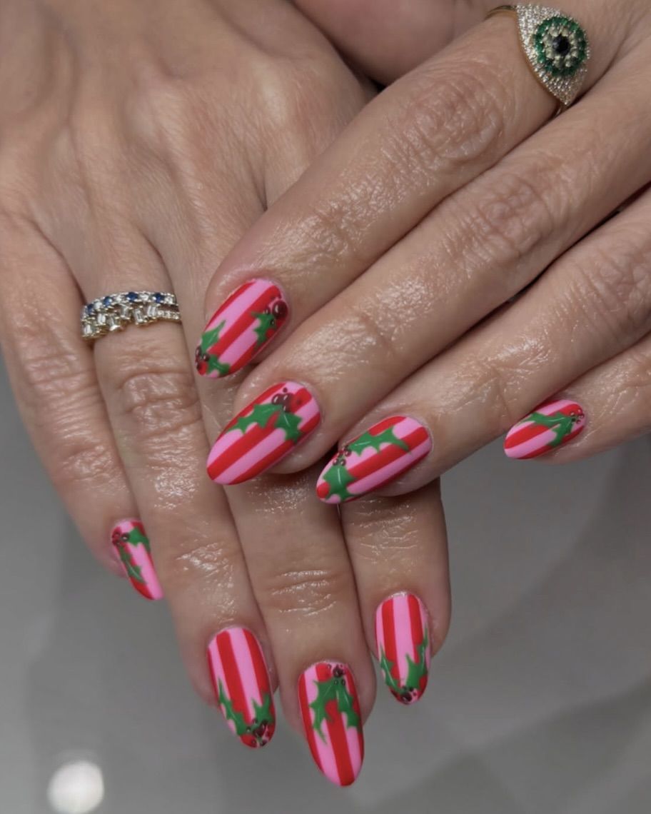Glossy Visual Idea Glossy Visual Idea — Christmas Nails for Kids 2026