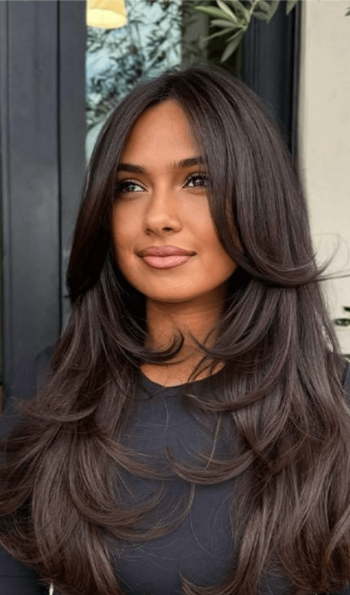 Mid-Back Dark Brown With Soft Waves Mid-Back Dark Brown With Soft Waves — Winter Haircuts for Women