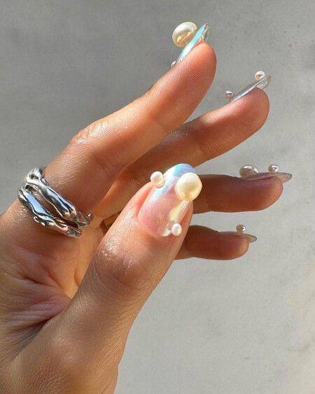 Clear Iridescent Square Nails with Pearls Clear Iridescent Square Nails with Pearls — New Years Nails 2027