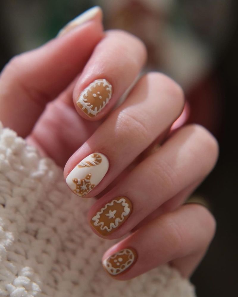 Short Square Gingerbread Man Nails Short Square Gingerbread Man Nails — Winter Gold Nails