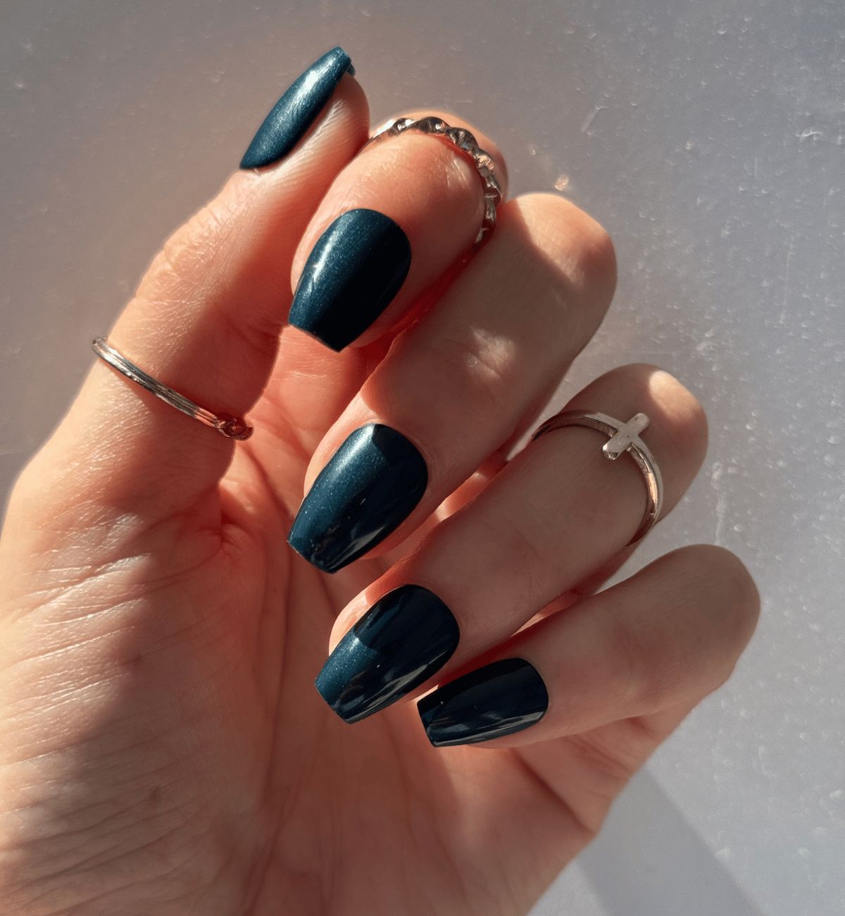 Shimmering Dark Teal Short Coffin Nails Shimmering Dark Teal Short Coffin Nails — Short Winter Coffin Nails