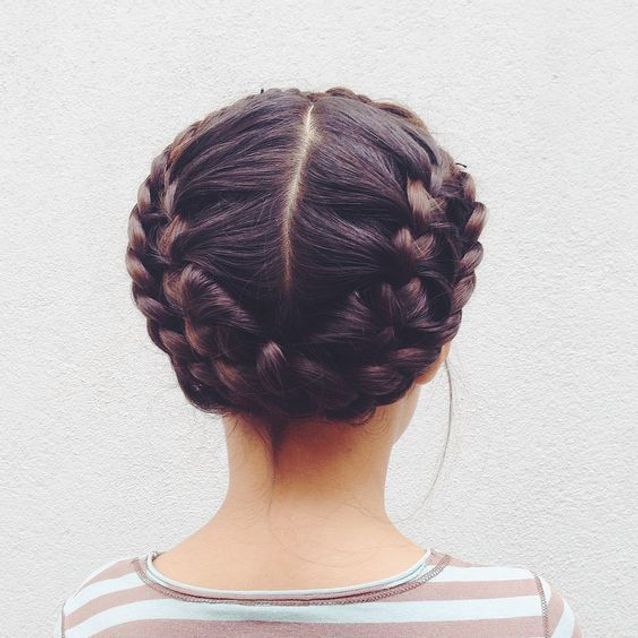 Collarbone Visual Idea Collarbone Visual Idea — Winter Knotless Braids