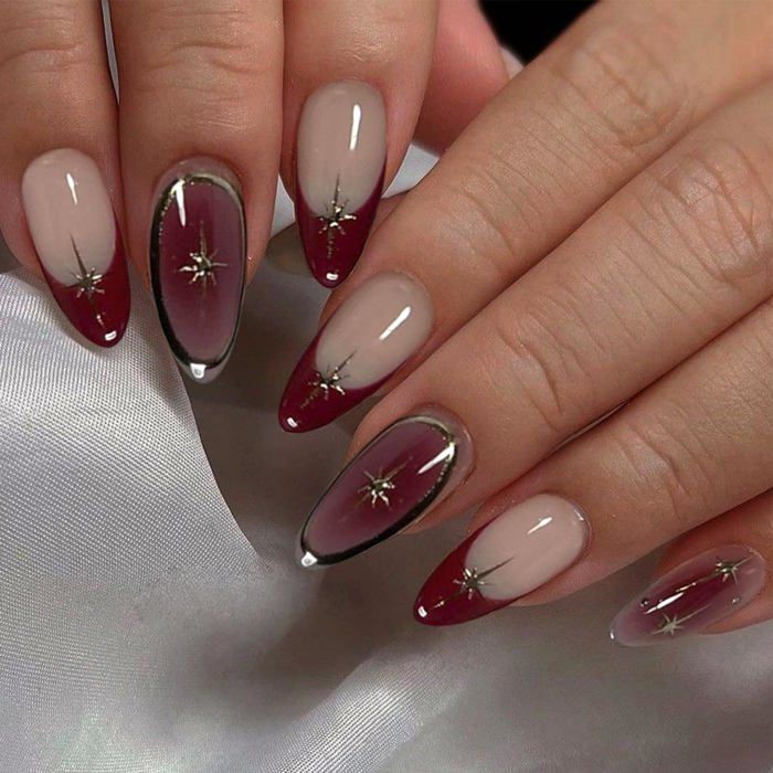 Striking Burgundy Gradient with Gold Striking Burgundy Gradient with Gold — Short Winter Acrylic Nails