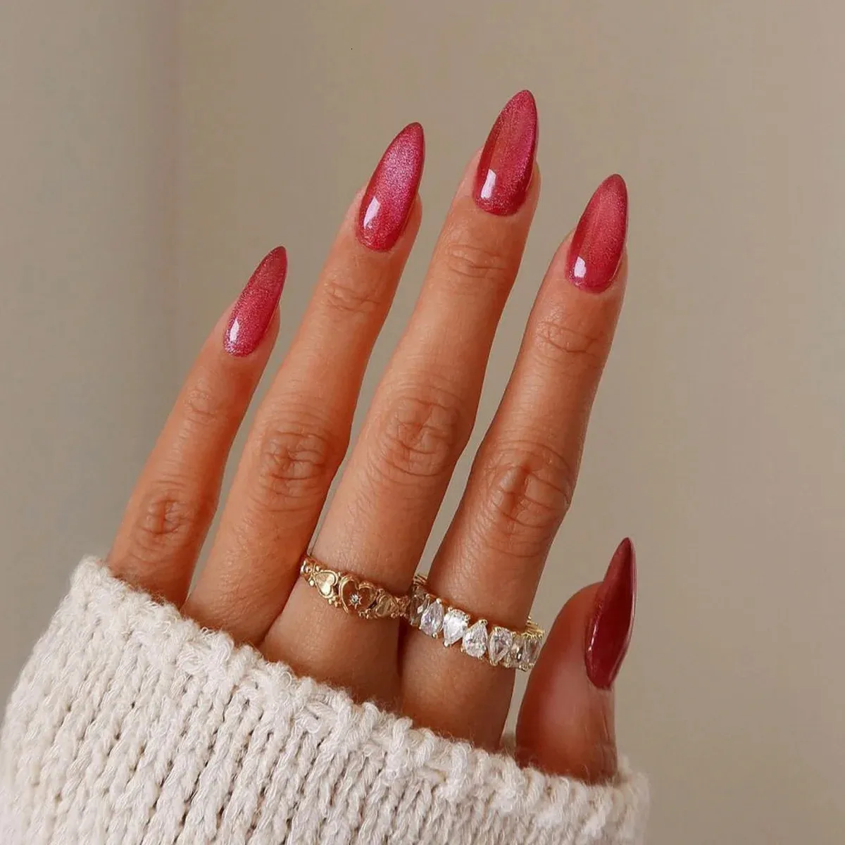 Deep Red Pink Cat-Eye Almond Nails Deep Red Pink Cat-Eye Almond Nails — Long Winter Almond Nails