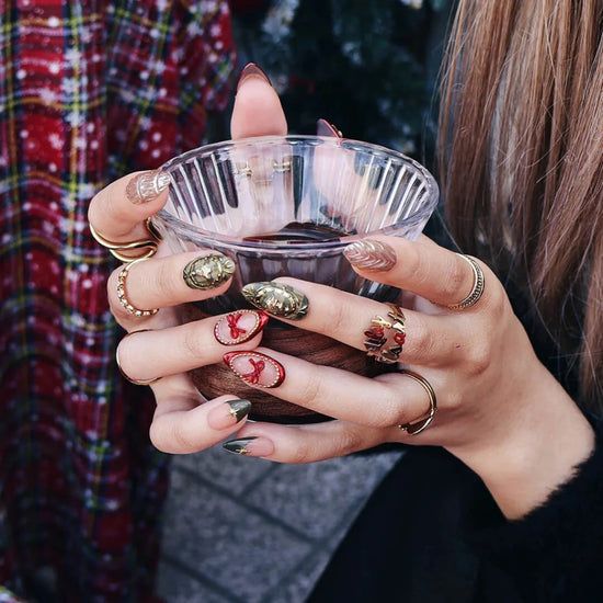 Glossy Visual Idea Glossy Visual Idea — Short Christmas Almond Nails 2026