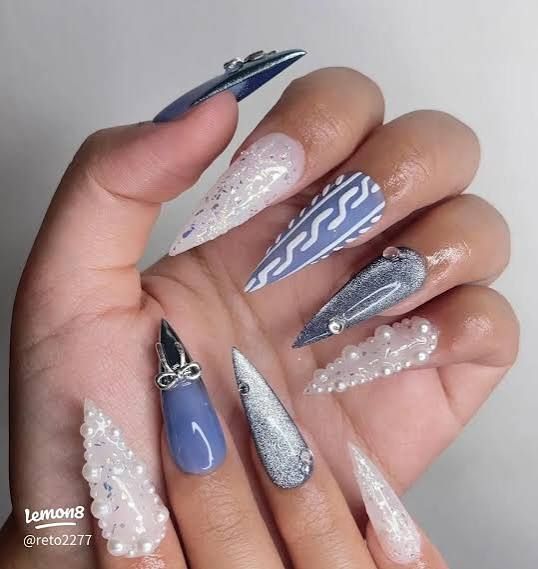 Glossy With Glitter Visual Idea Glossy With Glitter Visual Idea — Winter Pearl Nails