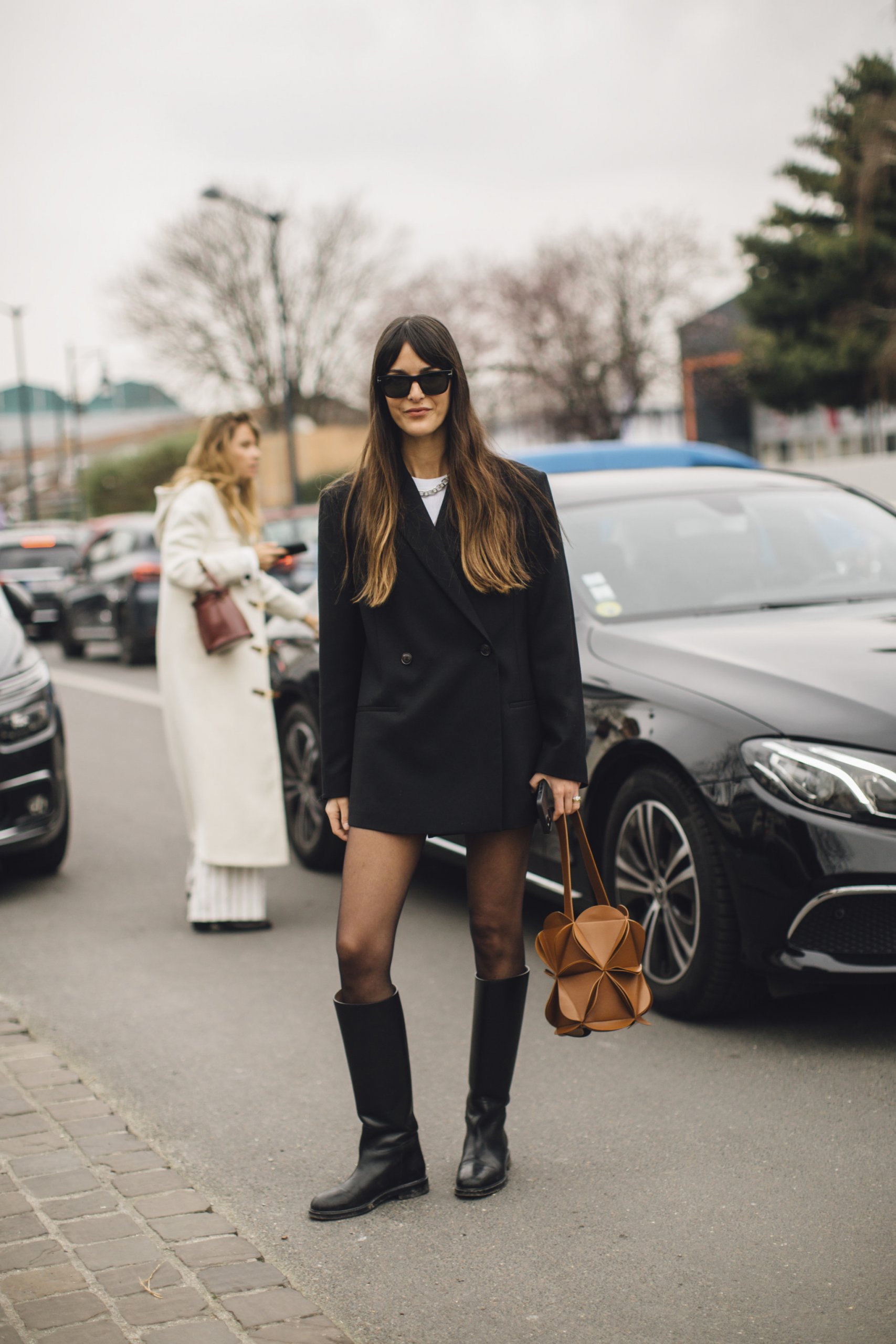Sharp Black Blazer Ensemble for Modern Winter Style — January Outfits