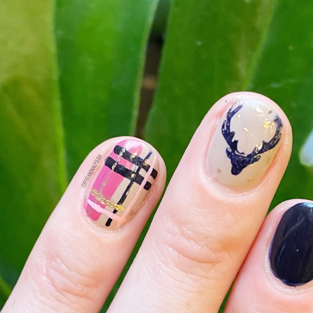 Pink Beige Plaid with Gold Reindeer Pink Beige Plaid with Gold Reindeer — Winter Plaid Nails