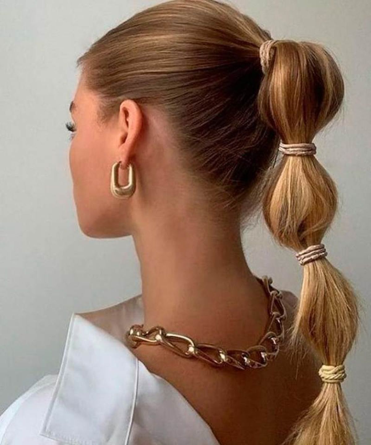 Honey Blonde Bubble Ponytail Honey Blonde Bubble Ponytail — Winter Ponytail Hairstyles