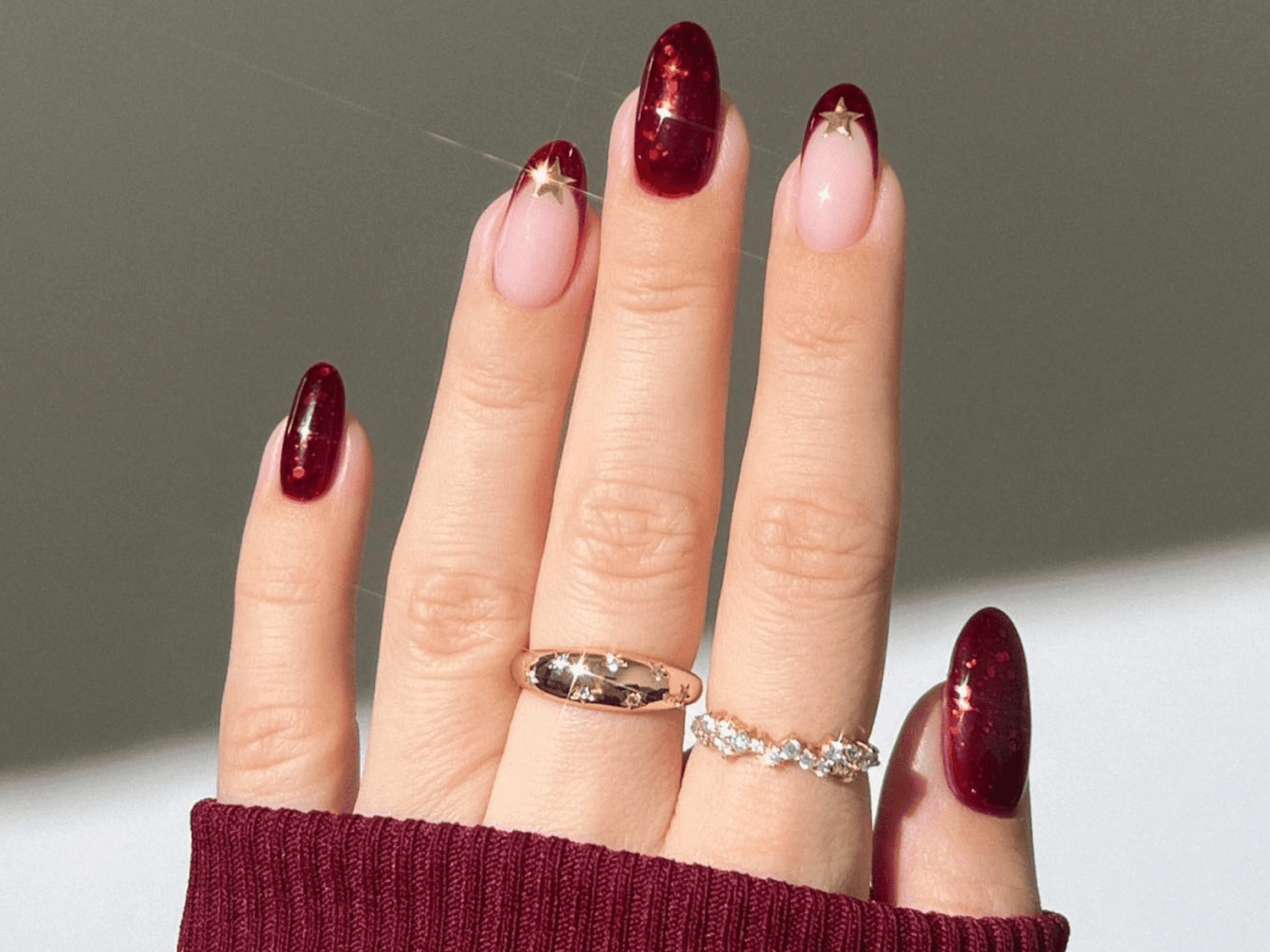 Deep Red Coffin Nails with Gold Glitter French Tips Deep Red Coffin Nails with Gold Glitter French Tips — Red and Gold Christmas Nails 2026