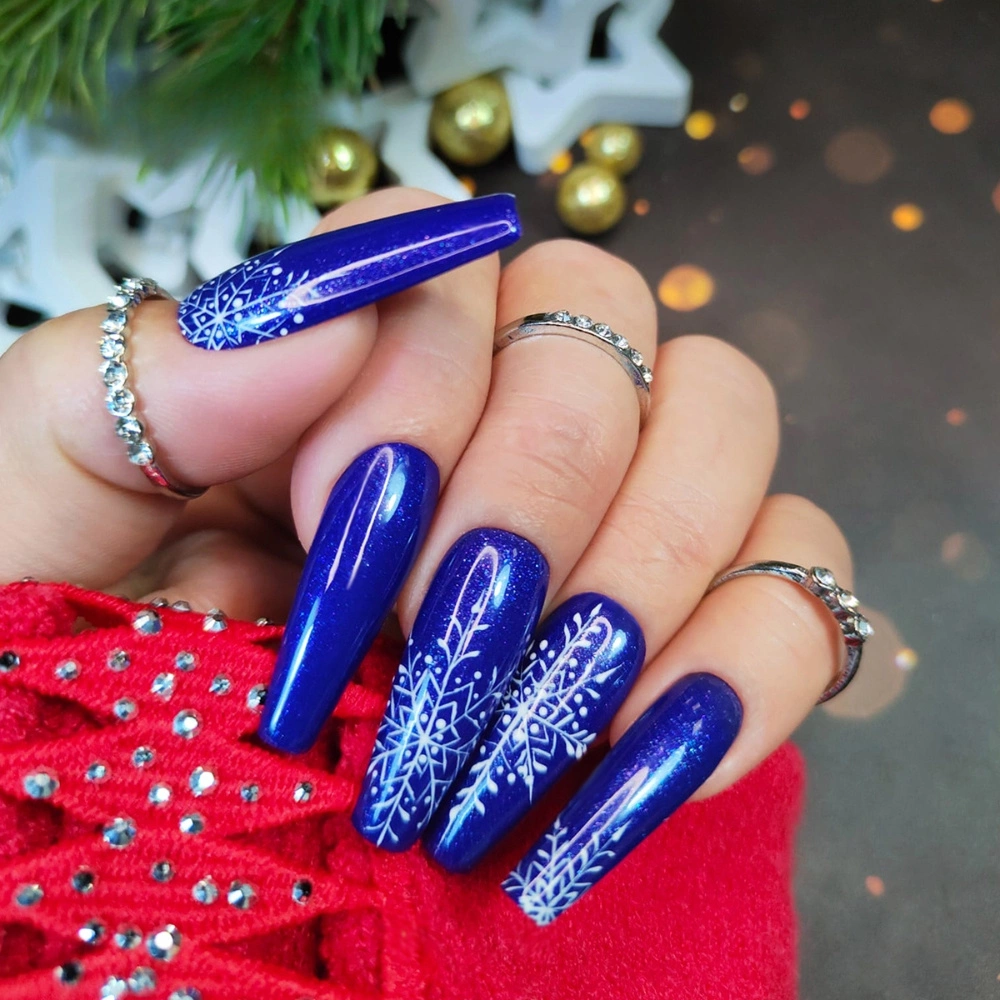 Glitter Visual Idea Glitter Visual Idea — Long Winter Nails