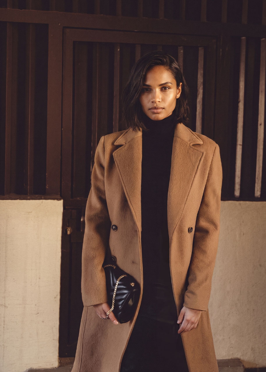 Classic Camel Coat Over a Black Turtleneck Classic Camel Coat Over a Black Turtleneck — Modest Winter Outfits