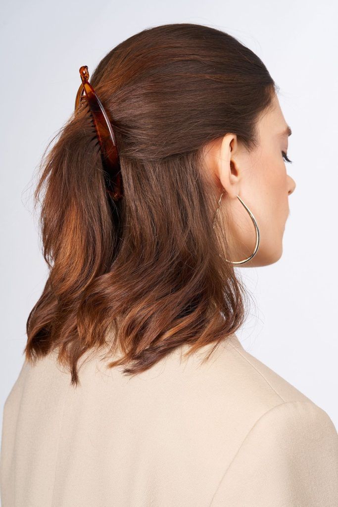 Dark Brown Visual Idea — Winter Shoulder Length Hairstyles