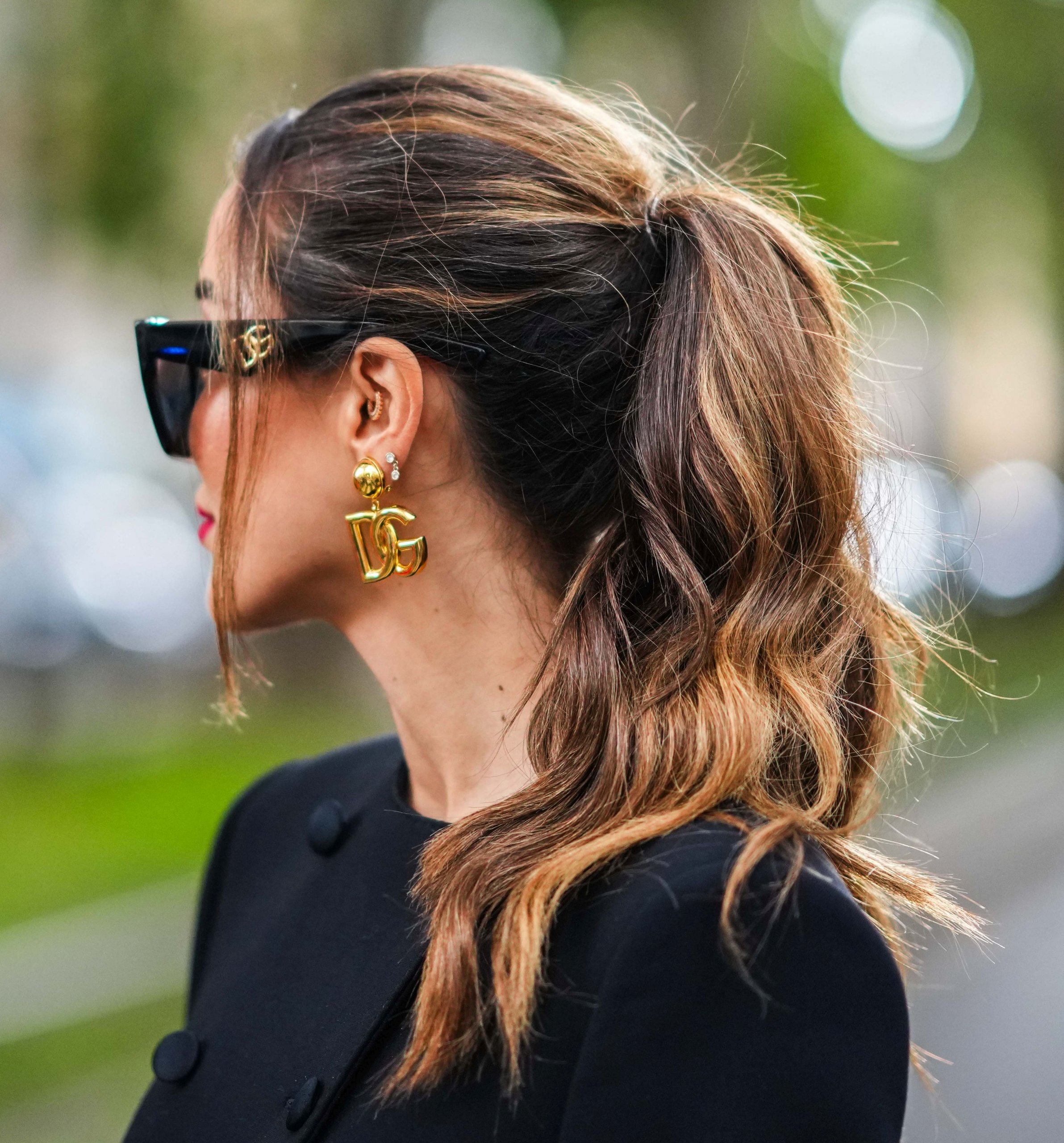 Textured Ponytail With Blonde Balayage Textured Ponytail With Blonde Balayage — Cute Winter Hairstyles