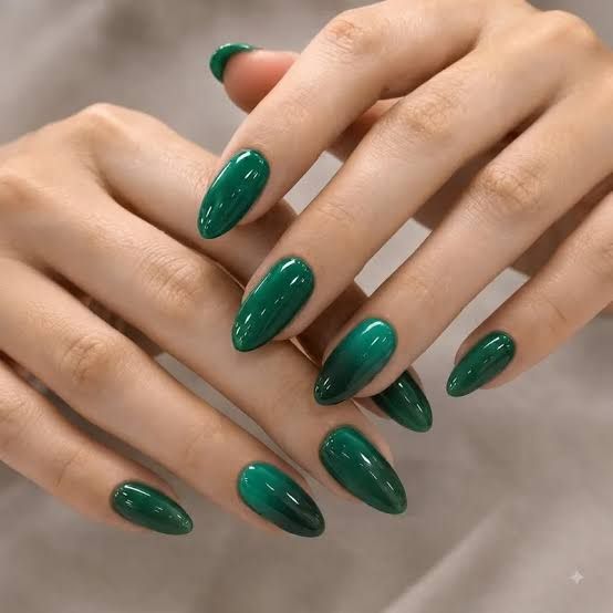 Glossy Visual Idea Glossy Visual Idea — Christmas Nail Colors 2026