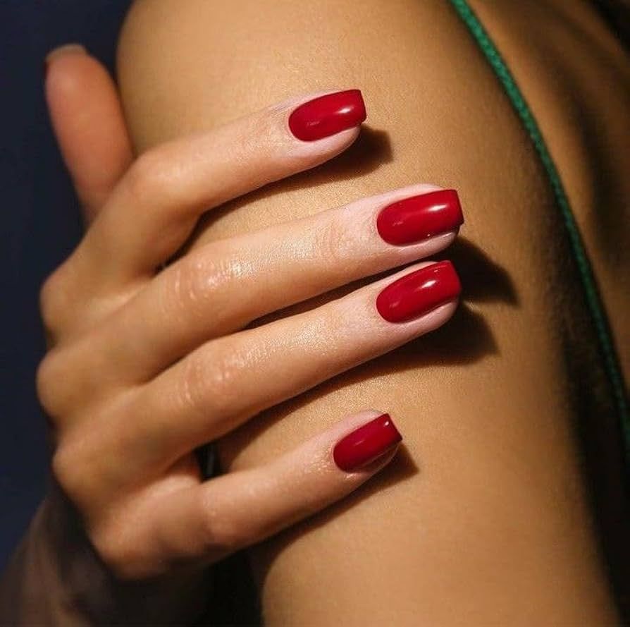 Vibrant True Red Visual Idea Vibrant True Red Visual Idea — Winter Nail Colors for Short Nails