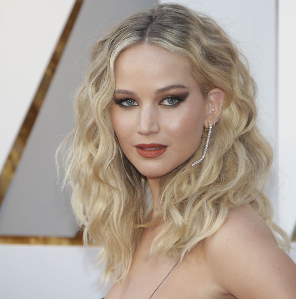 Ash Blonde Wavy Blowout Ash Blonde Wavy Blowout — Winter Hair Colors for Blue Eyes