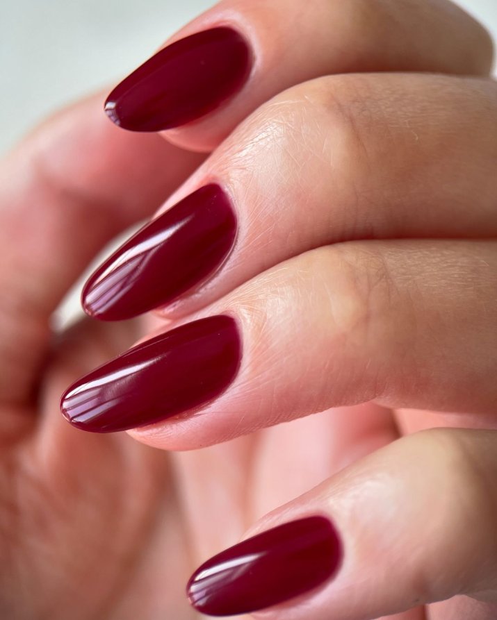 Deep Opaque Cherry Red Almonds Deep Opaque Cherry Red Almonds — Cherry Red Nails