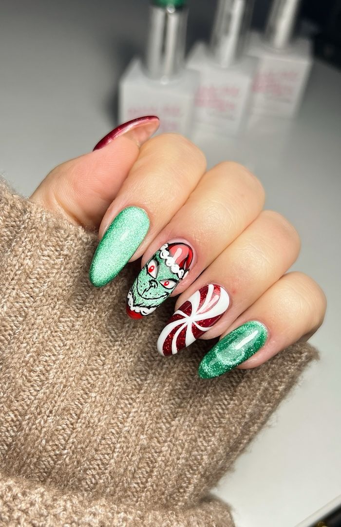 Shimmer Glossy Visual Idea Shimmer Glossy Visual Idea — Grinch Nails 2026