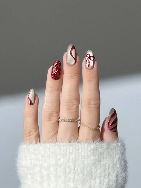 Festive Swirls and Bow Glitter Nails Festive Swirls and Bow Glitter Nails — Christmas Nails 2026