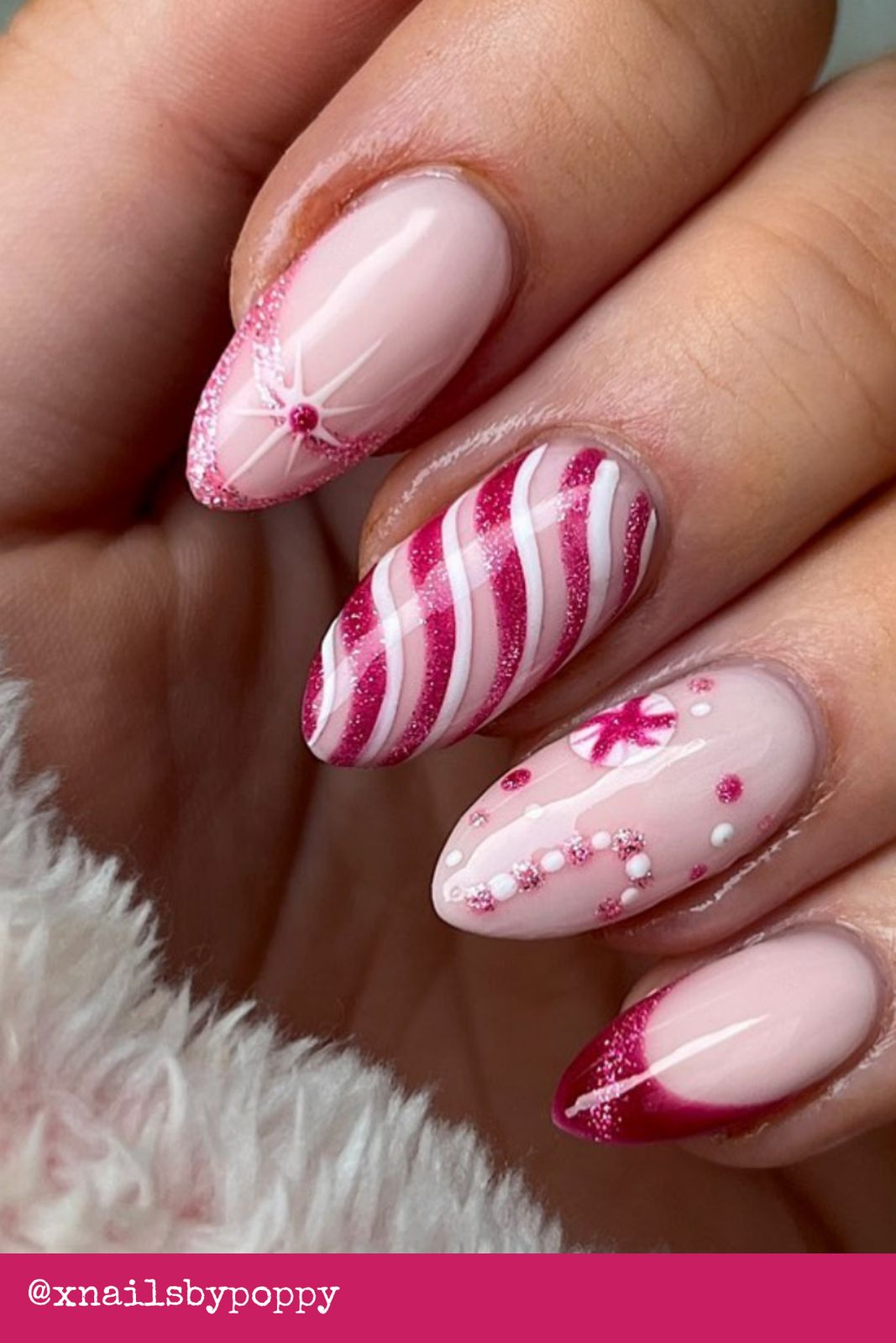 Glossy With Glitter Visual Idea Glossy With Glitter Visual Idea — Christmas Nail Colors 2026